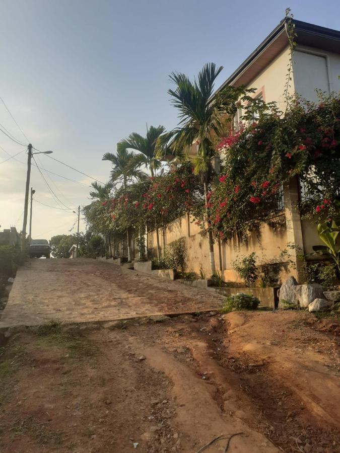 Residence Jardin Tropical Яунде Екстер'єр фото